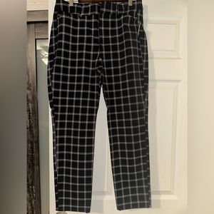 Old Navy high rise pixie cut pants